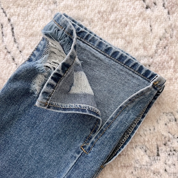 Never worn PLT Long jeans. Split hem. Distressed hem. Size 6. - Picture 4 of 6